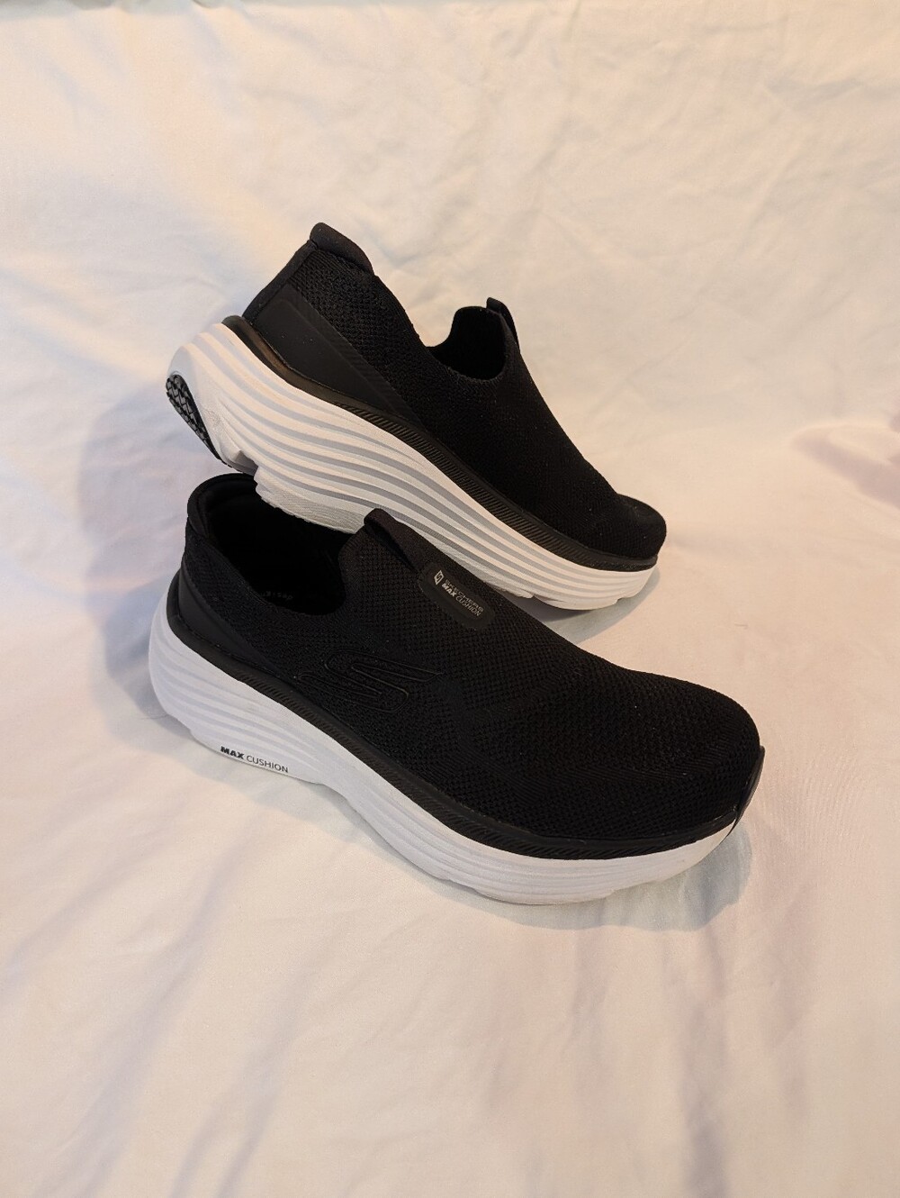 Skechers Max Cushion Endeavor Slip On Athletic Shoes, Women's: 8.5